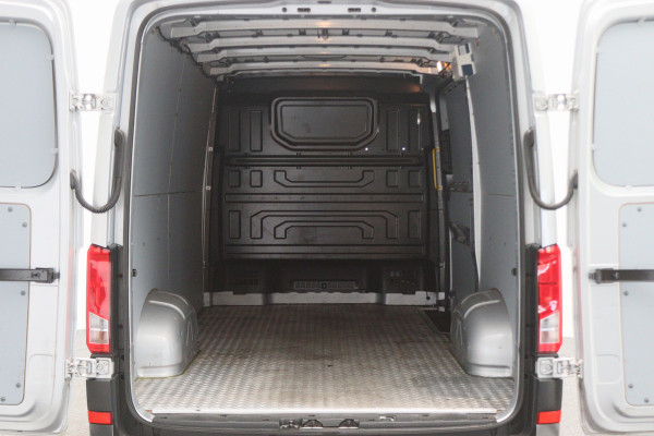 Volkswagen Crafter 35 2.0 TDI L3H2 Comfortline Airco, Cruise, Lucht Geveerde Stoel, Apple Carplay, Verwarmde Voorruit