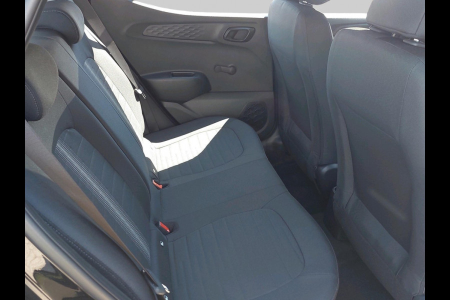 Hyundai i10 1.0 Comfort VAN: €21.690 VOOR: €19.190