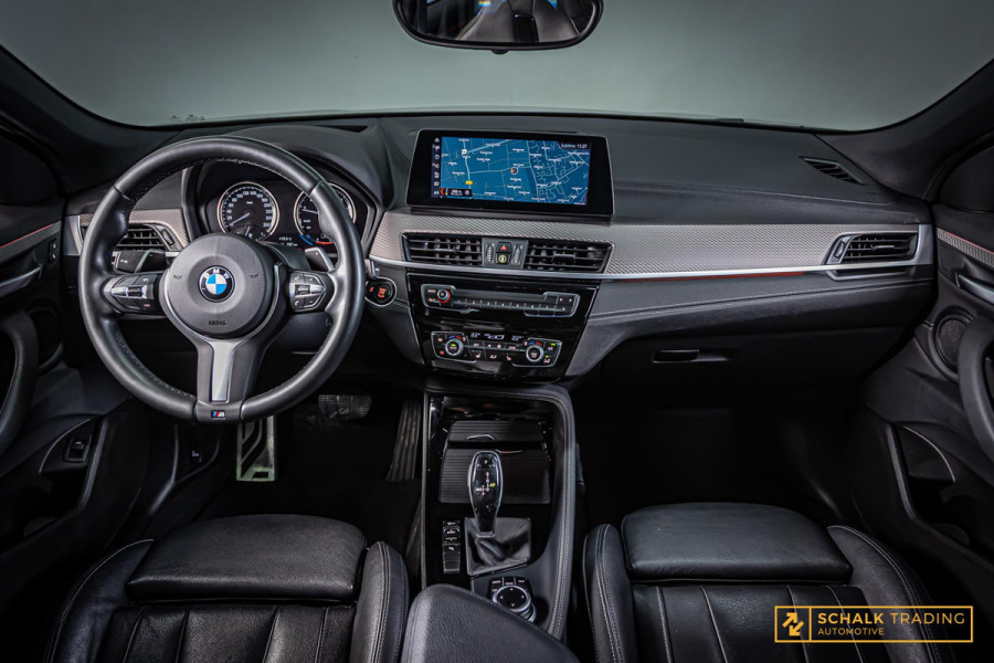 BMW X2 SDrive20i|NAP|M-sport|Pano|Trek|Cam|HUD|Dealer ond|