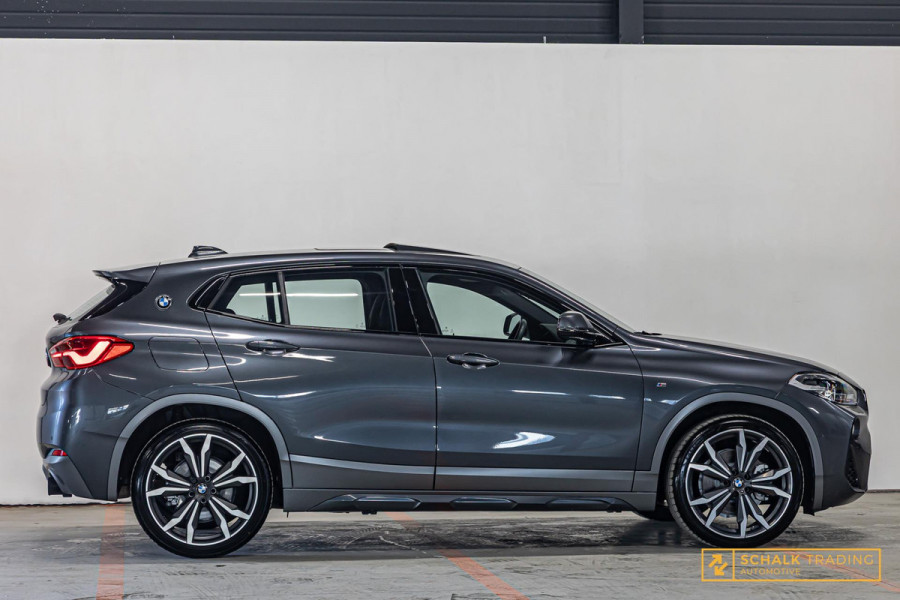BMW X2 SDrive20i|NAP|M-sport|Pano|Trek|Cam|HUD|Dealer ond|