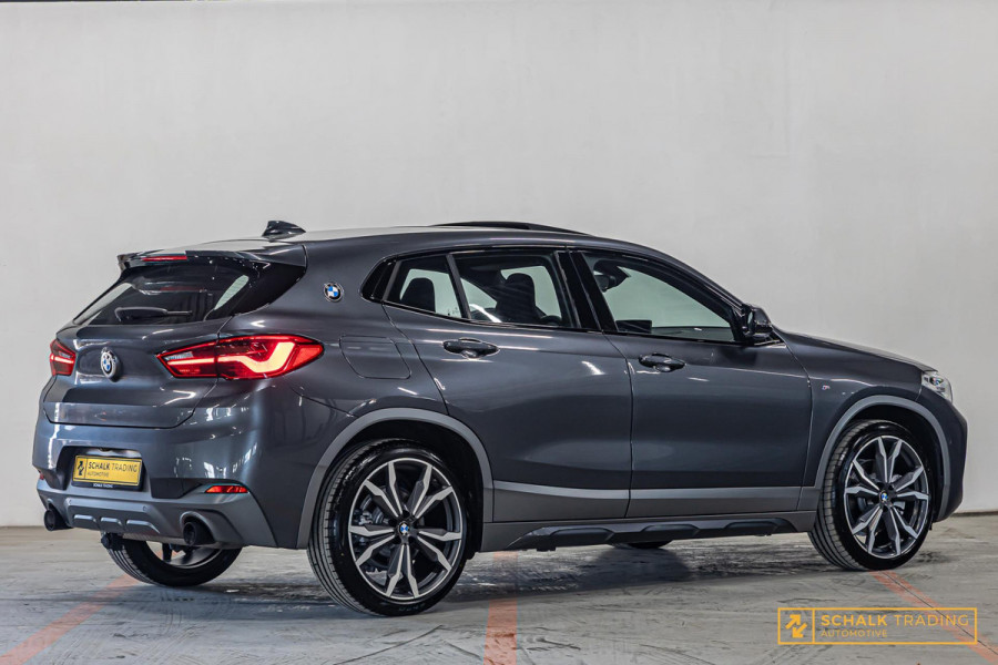 BMW X2 SDrive20i|NAP|M-sport|Pano|Trek|Cam|HUD|Dealer ond|