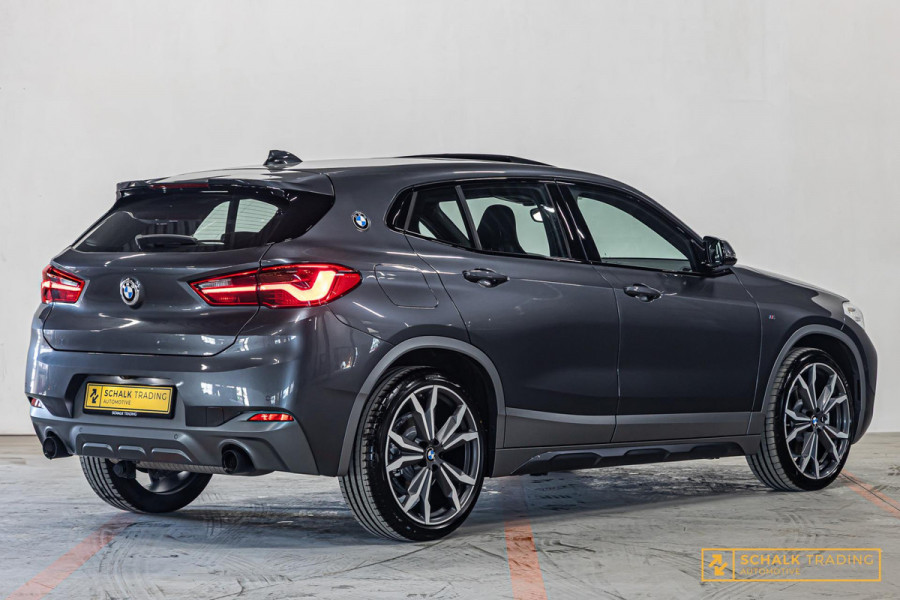BMW X2 SDrive20i|NAP|M-sport|Pano|Trek|Cam|HUD|Dealer ond|