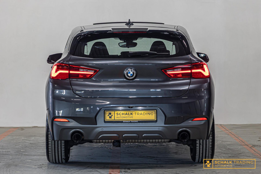 BMW X2 SDrive20i|NAP|M-sport|Pano|Trek|Cam|HUD|Dealer ond|