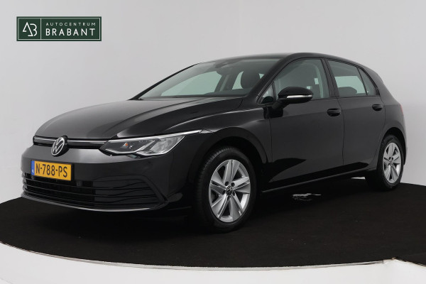 Volkswagen Golf 1.0 TSI Life (PARKEERSENSOREN, CAMERA, SFEER, CRUISE CONTROL ADAPTIEF, PARKEERSENSOREN, NAVIGATIE, NL-AUTO)
