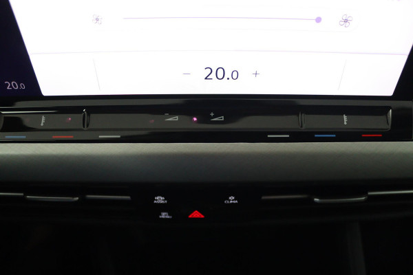 Volkswagen Golf 1.0 TSI Life (PARKEERSENSOREN, CAMERA, SFEER, CRUISE CONTROL ADAPTIEF, PARKEERSENSOREN, NAVIGATIE, NL-AUTO)