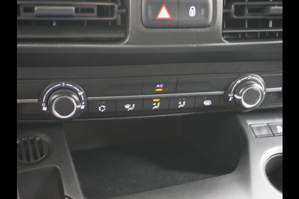Opel Combo 1.5CDTI EURO6 9x Op voorraad! 3-Persoons Airco Cruise Control Bluetooth Elektr.ramen Elektr.spiegels+Verwarmd Centr.Vergr+ab. L1 Schuifdeur Betonplex vloer Lat om Lat betimmering super nette origineel Nederlands geleverde auto!