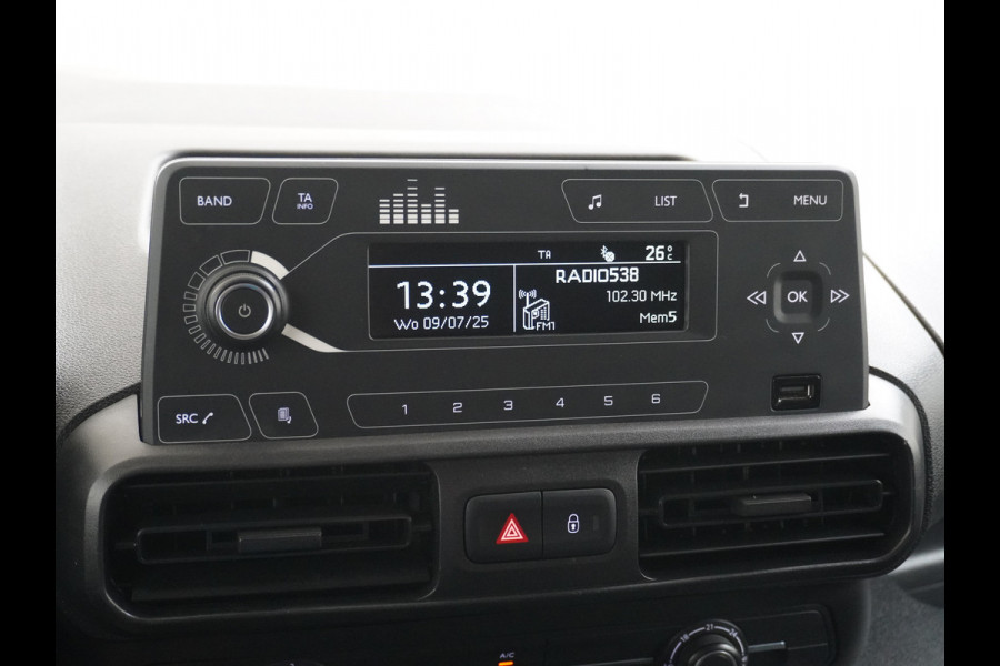 Opel Combo 1.5CDTI EURO6 9x Op voorraad! 3-Persoons Airco Cruise Control Bluetooth Elektr.ramen Elektr.spiegels+Verwarmd Centr.Vergr+ab. L1 Schuifdeur Betonplex vloer Lat om Lat betimmering super nette origineel Nederlands geleverde auto!