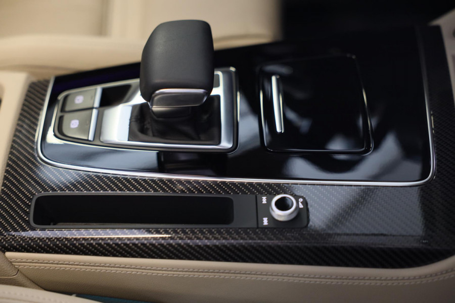 Audi Q5 Sportback 55 TFSI e SQ5 Look / Head Up / B&O / Carbon / Memory / Elek Stoelen / Stoelverkoeling / 360 Camera / Matrix / 21