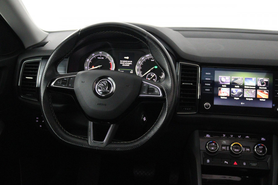 Škoda Kodiaq 1.5 TSI Business Edition (PANORAMADAK, TREKHAAK, AUTOMAAT, CRUISE CONTROL, NAVIGATIE, GOED ONDERHOUDEN)