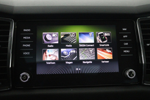 Škoda Kodiaq 1.5 TSI Business Edition (PANORAMADAK, TREKHAAK, AUTOMAAT, CRUISE CONTROL, NAVIGATIE, GOED ONDERHOUDEN)