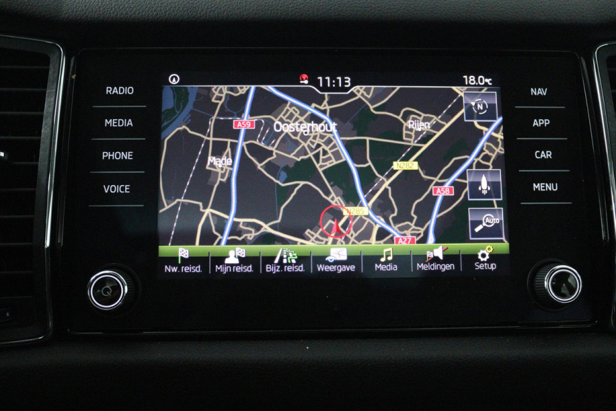 Škoda Kodiaq 1.5 TSI Business Edition (PANORAMADAK, TREKHAAK, AUTOMAAT, CRUISE CONTROL, NAVIGATIE, GOED ONDERHOUDEN)