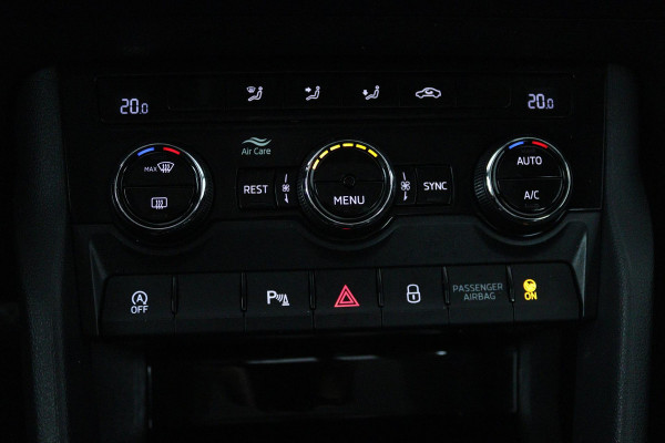 Škoda Kodiaq 1.5 TSI Business Edition (PANORAMADAK, TREKHAAK, AUTOMAAT, CRUISE CONTROL, NAVIGATIE, GOED ONDERHOUDEN)