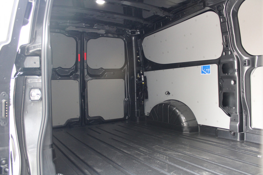 Ford Transit Custom 320 2.0 TDCI L2H1 Trend 170pk - Carplay - Android - Camera - LED - Stoelverwarming - 70l tank - Rijklaar