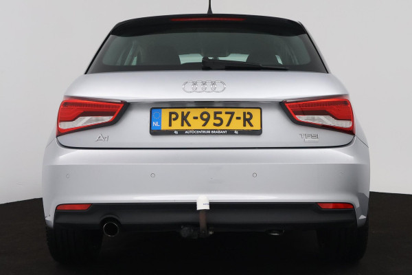 Audi A1 Sportback 1.0 TFSI Sport Pro Line (STOELVERWARMING, PARKEERSENSOREN, TREKHAAK, CRUISE CONTROL, NAVIGATIE)