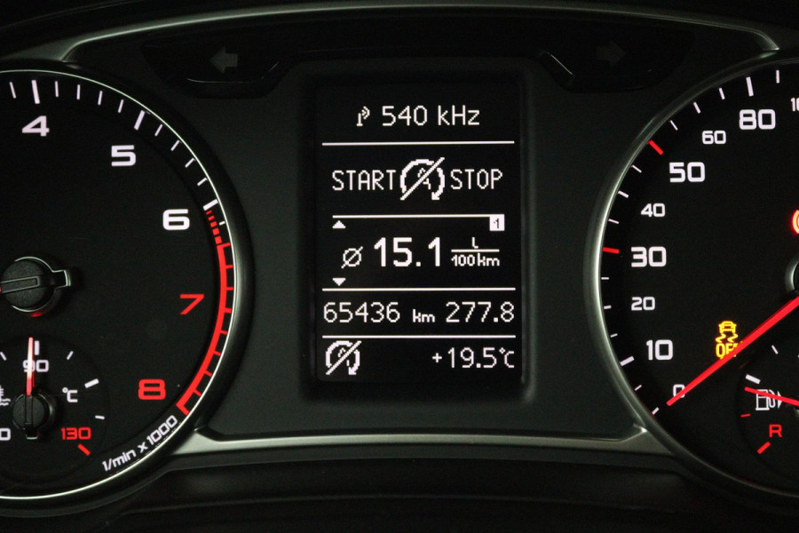 Audi A1 Sportback 1.0 TFSI Sport Pro Line (STOELVERWARMING, PARKEERSENSOREN, TREKHAAK, CRUISE CONTROL, NAVIGATIE)