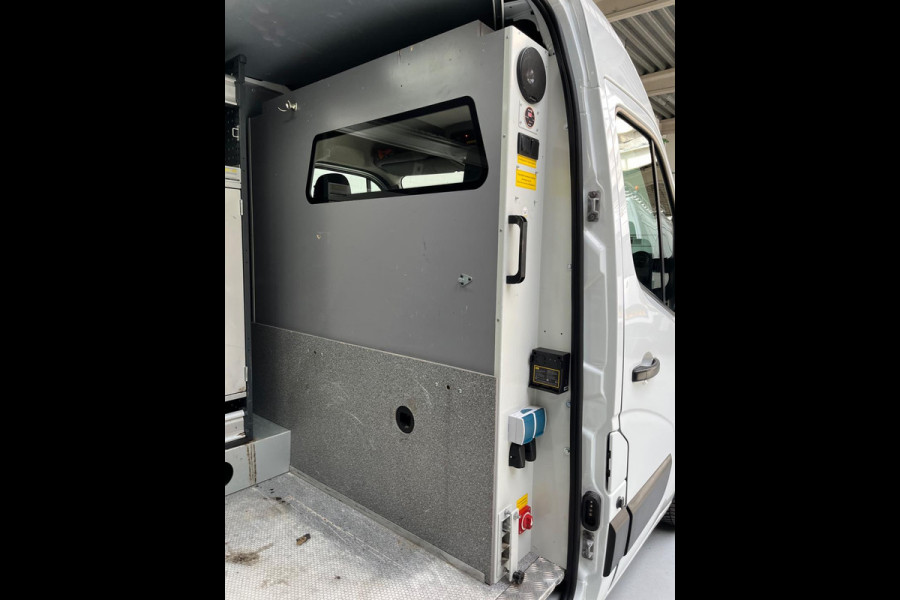 Renault Master Servicewagen T35 2.3 dCi 145pk euro6 L2H2 BOTT Inrichting, Victron omvormer, Standkachel, Trekhaak, RIJKLAARPRIJS!