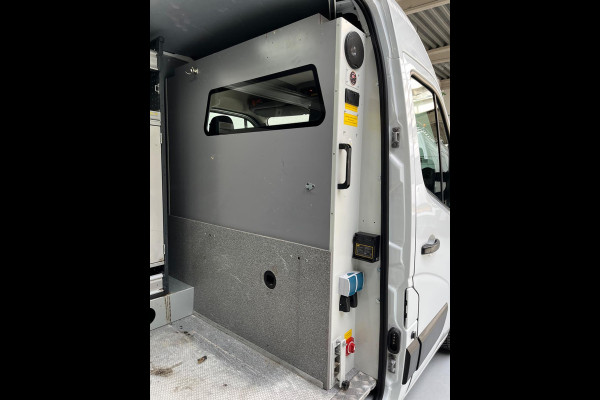 Renault Master Servicewagen T35 2.3 dCi 145pk euro6 L2H2 BOTT Inrichting, Victron omvormer, Standkachel, Trekhaak, RIJKLAARPRIJS!