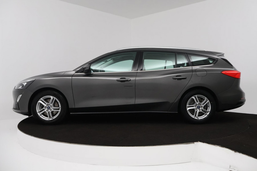 Ford FOCUS Wagon 1.0 EcoBoost Trend Edition Business (TREKHAAK, PARKEERSENSOREN, LANE-ASSIST, CRUISE CONTROL, NAVIGATIE)