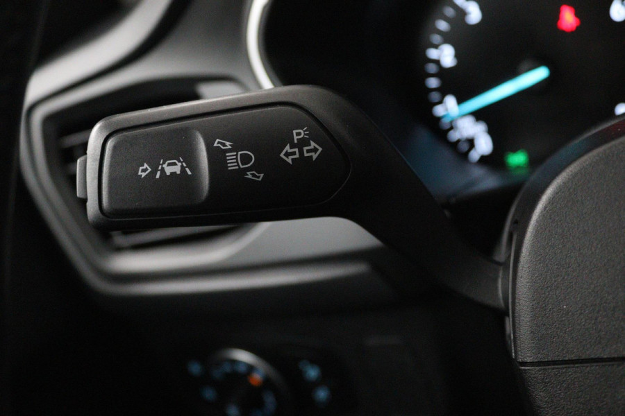 Ford FOCUS Wagon 1.0 EcoBoost Trend Edition Business (TREKHAAK, PARKEERSENSOREN, LANE-ASSIST, CRUISE CONTROL, NAVIGATIE)