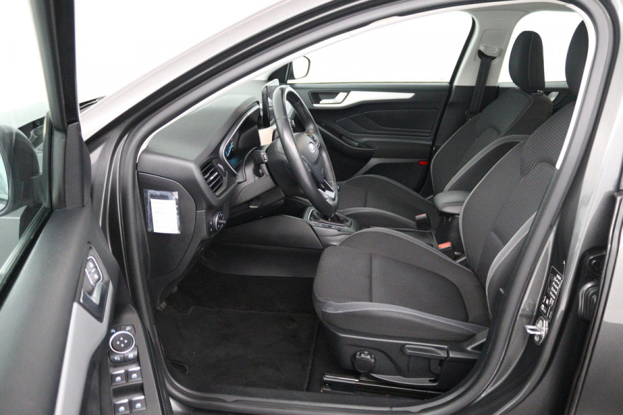 Ford FOCUS Wagon 1.0 EcoBoost Trend Edition Business (TREKHAAK, PARKEERSENSOREN, LANE-ASSIST, CRUISE CONTROL, NAVIGATIE)