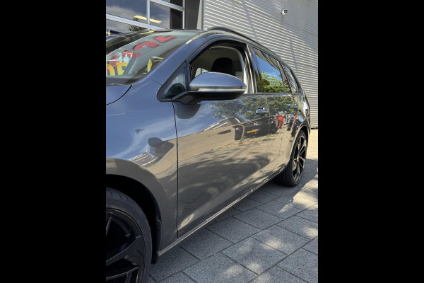 Volkswagen GOLF Variant 1.0 TSI Trendline BMT - Airco I Sport velgen 19 inch I LED I PDC I 124.000 KM Dealer onderhouden