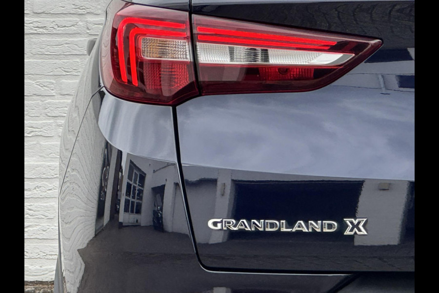 Opel Grandland X 1.2 Turbo Innovation Cruise control Climate control Keyless entry Apple Carplay / Android Auto PDK voor en achter