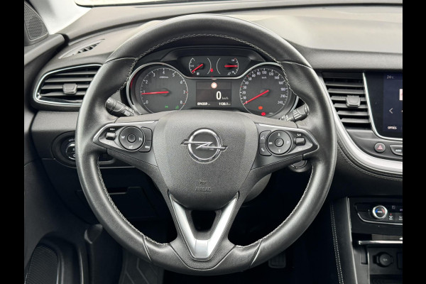 Opel Grandland X 1.2 Turbo Innovation Cruise control Climate control Keyless entry Apple Carplay / Android Auto PDK voor en achter