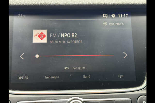 Opel Grandland X 1.2 Turbo Innovation Cruise control Climate control Keyless entry Apple Carplay / Android Auto PDK voor en achter