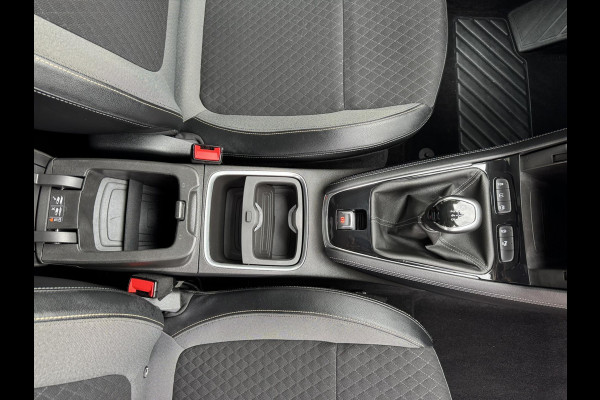 Opel Grandland X 1.2 Turbo Innovation Cruise control Climate control Keyless entry Apple Carplay / Android Auto PDK voor en achter