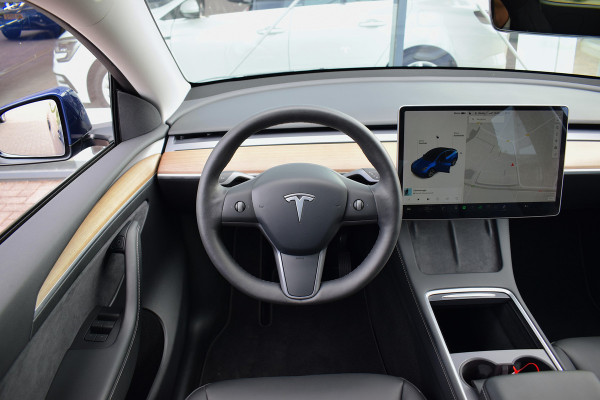 Tesla Model Y Long Range AWD 75 kWh | Achterbank verw. | Stuurverwarming | Dual Motor
