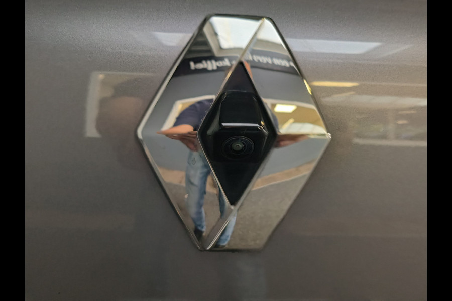 Renault Captur 1.3 TCe 140 Rive Gauche uit 2022 Rijklaar + 12 maanden Bovag-garantie Henk Jongen Auto's in Helmond,  al 50 jaar service zoals 't hoort!