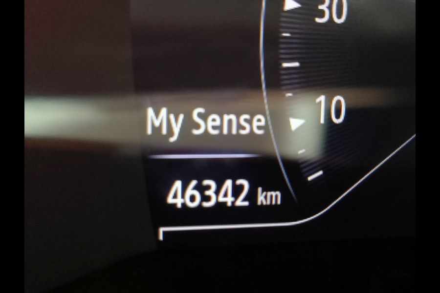Renault Captur 1.3 TCe 140 Rive Gauche uit 2022 Rijklaar + 12 maanden Bovag-garantie Henk Jongen Auto's in Helmond,  al 50 jaar service zoals 't hoort!