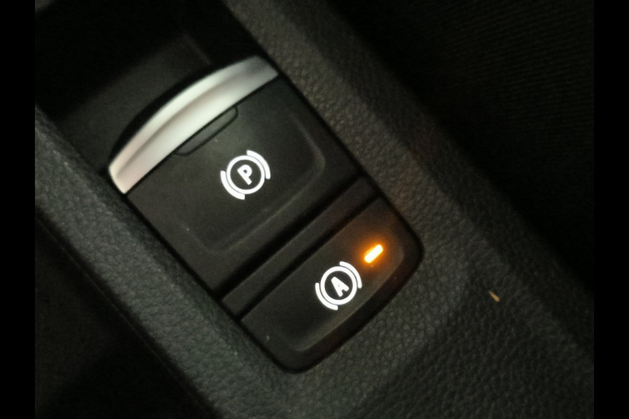 Renault Captur 1.3 TCe 140 Rive Gauche uit 2022 Rijklaar + 12 maanden Bovag-garantie Henk Jongen Auto's in Helmond,  al 50 jaar service zoals 't hoort!