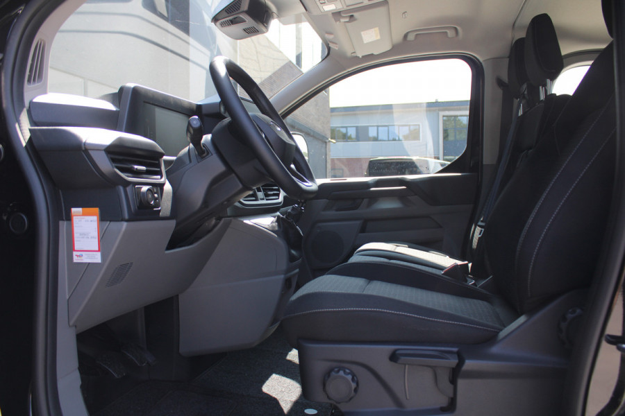 Ford Transit Custom 320 2.0 TDCI L2H1 Trend DC 136pk - Carplay - Android - Camera - Trekhaak - LED koplampen - Stoelverwarming - Draadloos laden - R