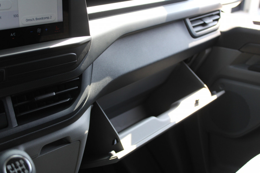 Ford Transit Custom 320 2.0 TDCI L2H1 Trend DC 136pk - Carplay - Android - Camera - Trekhaak - LED koplampen - Stoel + Stuurverwarming - Rijklaar