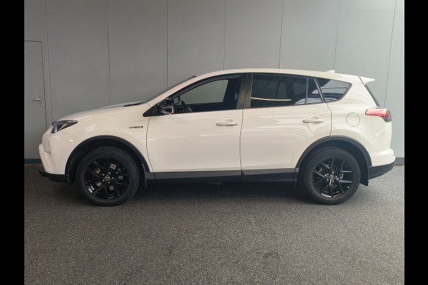 Toyota RAV4 2.5 Hybrid AWD Style 155PK 2019 Rijklaar + 12 maanden Bovag-garantie Henk Jongen Auto's in Helmond,  al 50 jaar service zoals 't hoort!