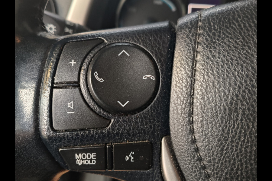 Toyota RAV4 2.5 Hybrid AWD Style 155PK 2019 Rijklaar + 12 maanden Bovag-garantie Henk Jongen Auto's in Helmond,  al 50 jaar service zoals 't hoort!