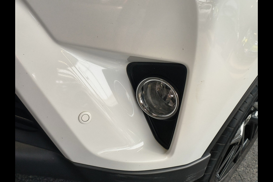 Toyota RAV4 2.5 Hybrid AWD Style 155PK 2019 Rijklaar + 12 maanden Bovag-garantie Henk Jongen Auto's in Helmond,  al 50 jaar service zoals 't hoort!