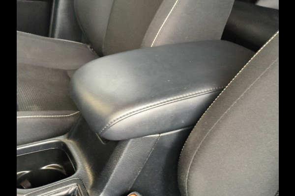 Toyota RAV4 2.5 Hybrid AWD Style 155PK 2019 Rijklaar + 12 maanden Bovag-garantie Henk Jongen Auto's in Helmond,  al 50 jaar service zoals 't hoort!