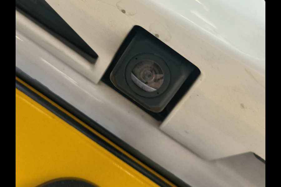 Toyota RAV4 2.5 Hybrid AWD Style 155PK 2019 Rijklaar + 12 maanden Bovag-garantie Henk Jongen Auto's in Helmond,  al 50 jaar service zoals 't hoort!