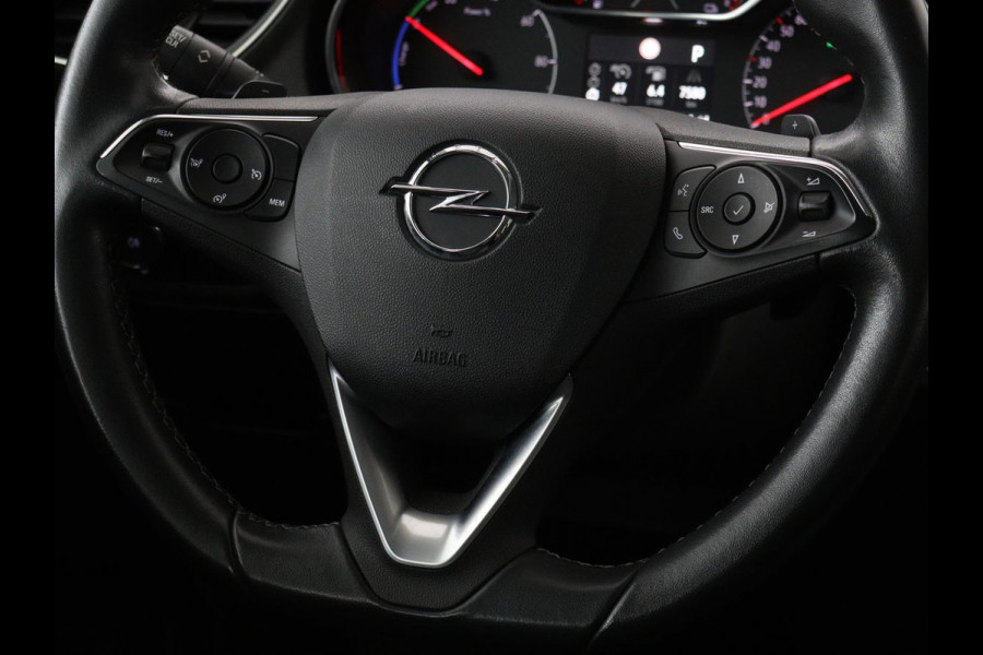 Opel Grandland X 1.6 Turbo Hybrid Elegance | Trekhaak | Stoelverwarming | Camera | Carplay | Climate control | Keyless | Navigatie | Full LED | PHEV