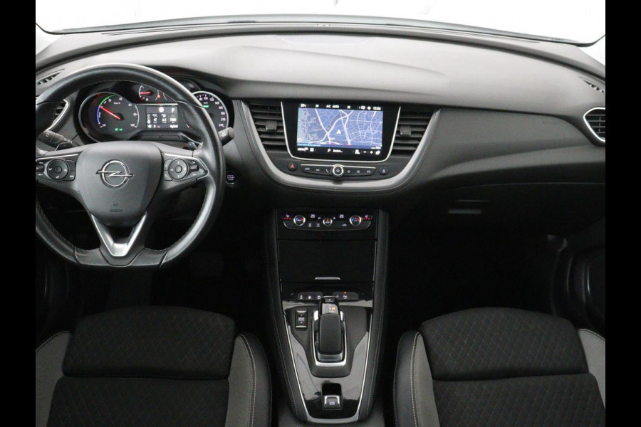 Opel Grandland X 1.6 Turbo Hybrid Elegance | Trekhaak | Stoelverwarming | Camera | Carplay | Climate control | Keyless | Navigatie | Full LED | PHEV