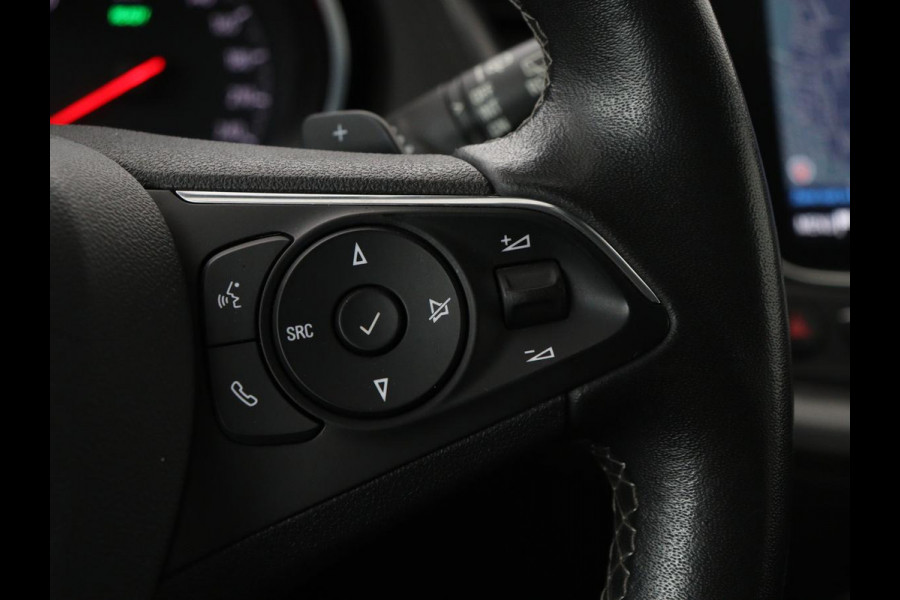 Opel Grandland X 1.6 Turbo Hybrid Elegance | Trekhaak | Stoelverwarming | Camera | Carplay | Climate control | Keyless | Navigatie | Full LED | PHEV