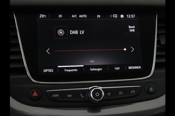 Opel Grandland X 1.6 Turbo Hybrid Elegance | Trekhaak | Stoelverwarming | Camera | Carplay | Climate control | Keyless | Navigatie | Full LED | PHEV