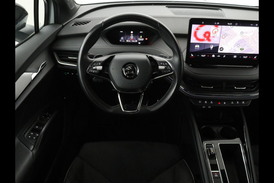Škoda ENYAQ iV 80 Sportline | Stoelverwarming | Adaptive cruise | Trekhaak | Camera | Matrix LED | Carplay | Leder/Alcantara | Keyless | Stuurverwarming