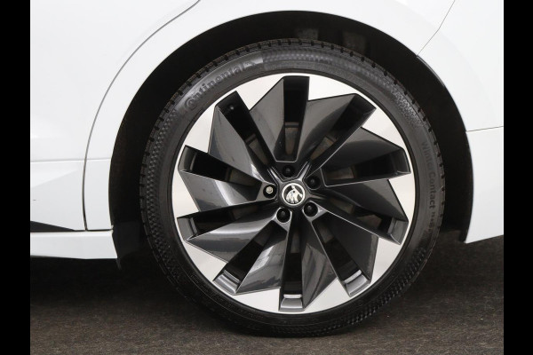 Škoda ENYAQ iV 80 Sportline | Stoelverwarming | Adaptive cruise | Trekhaak | Camera | Matrix LED | Carplay | Leder/Alcantara | Keyless | Stuurverwarming
