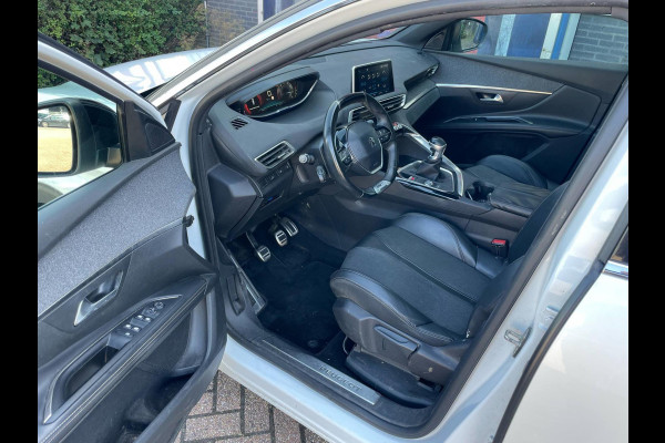 Peugeot 5008 1.2 PureTech Blue Lease GT-Line / panoramadak / trekhaak