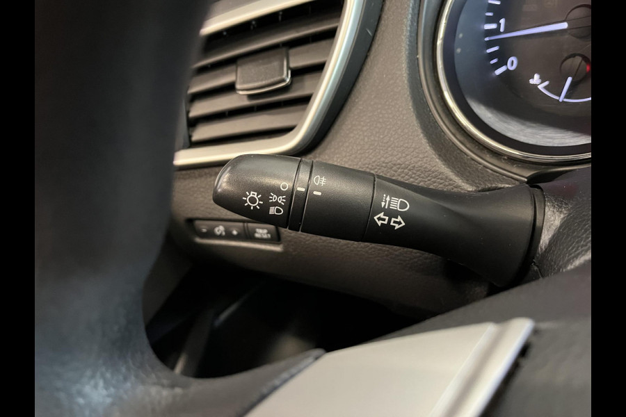 Nissan QASHQAI 1.2 Acenta Airco Cruise Control Parkeersensoren achter Lichtmetalen velgen