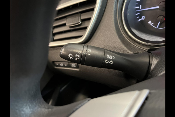 Nissan QASHQAI 1.2 Acenta Airco Cruise Control Parkeersensoren achter Lichtmetalen velgen