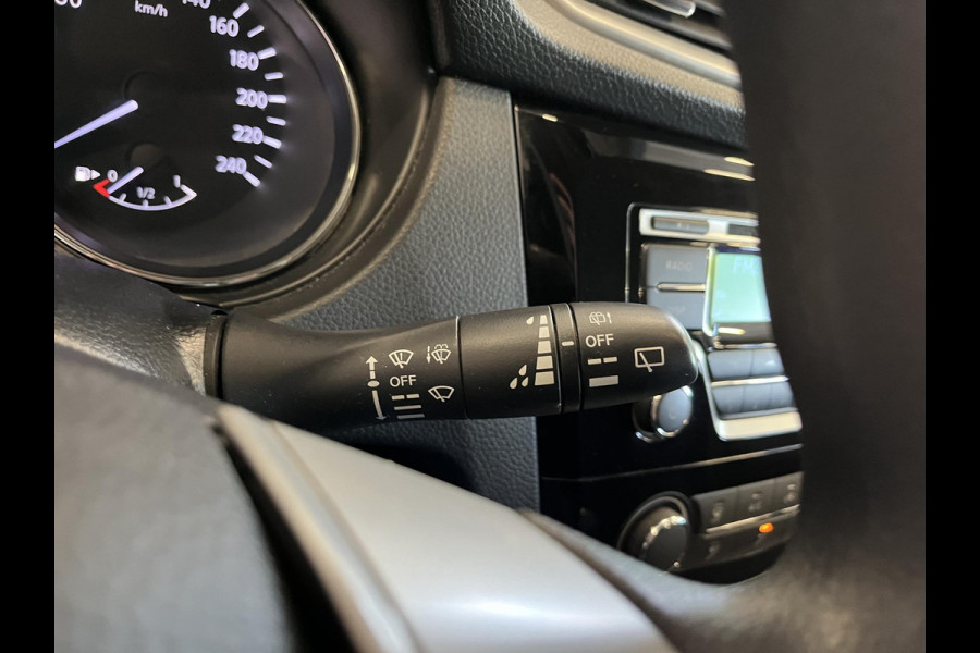 Nissan QASHQAI 1.2 Acenta Airco Cruise Control Parkeersensoren achter Lichtmetalen velgen